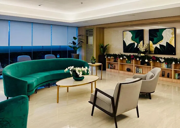 Apartment Stylish 1br At Lush Residences Makati With View *