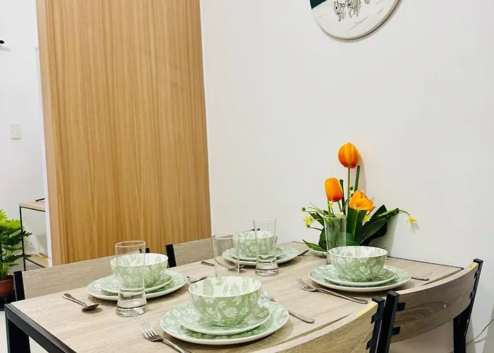 Apartment Stylish 1br At Lush Residences Makati With View *