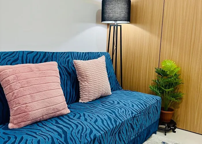 Stylish 1br At Lush Residences Makati With View * Manila
