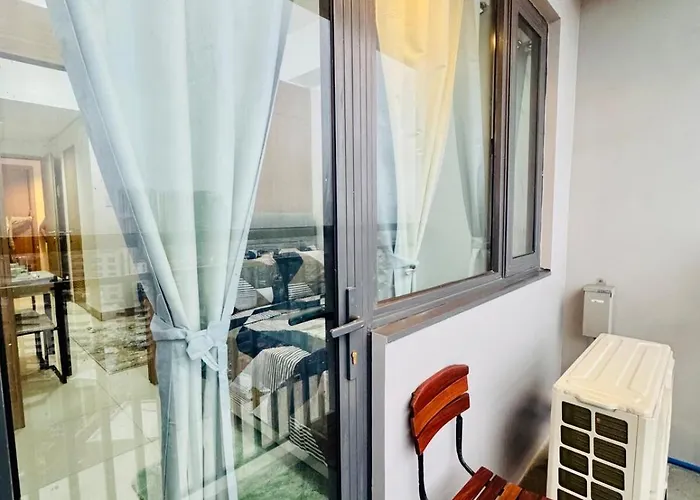 Stylish 1br At Lush Residences Makati With View *
